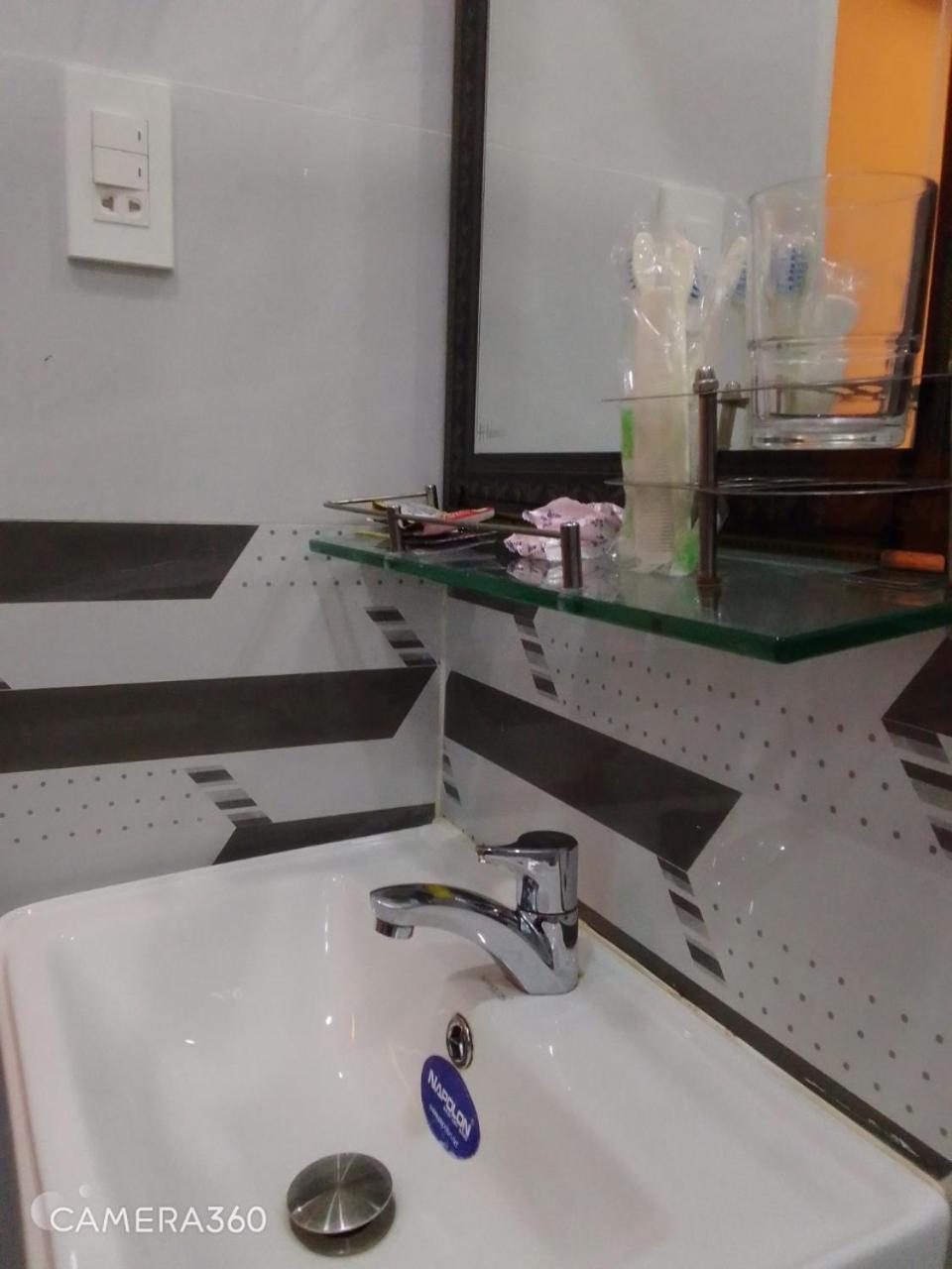 102 House Hotel โฮจิมินห์ซิตี้ ภายนอก รูปภาพ